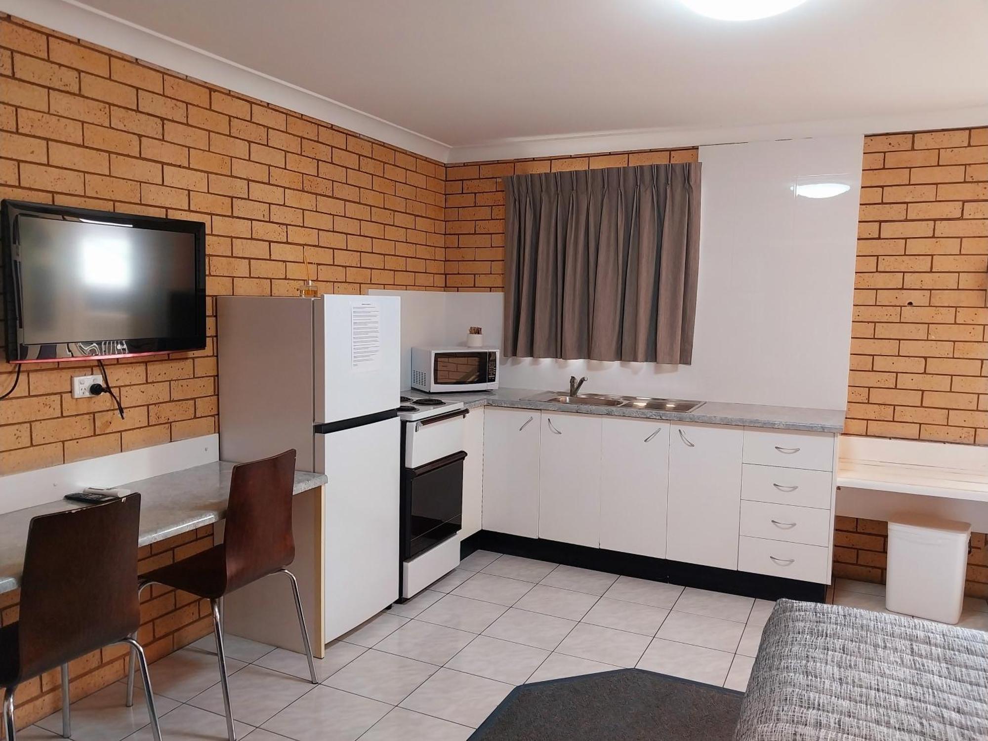 Tallarook Motor Inn Дабо Екстериор снимка