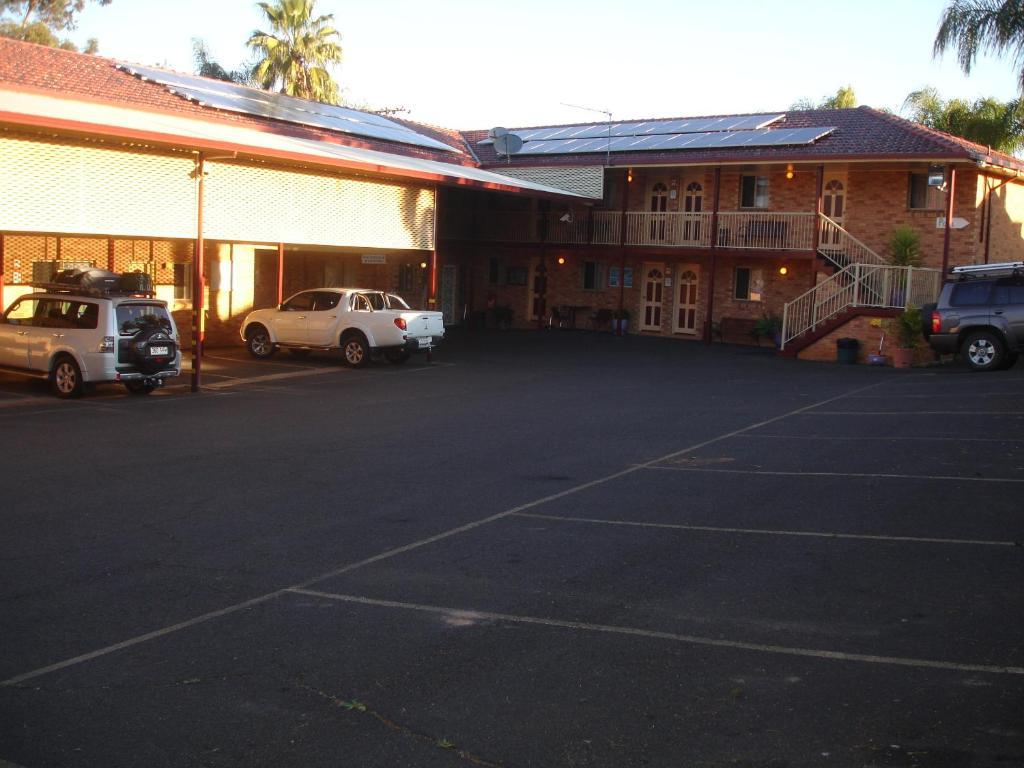Tallarook Motor Inn Дабо Екстериор снимка
